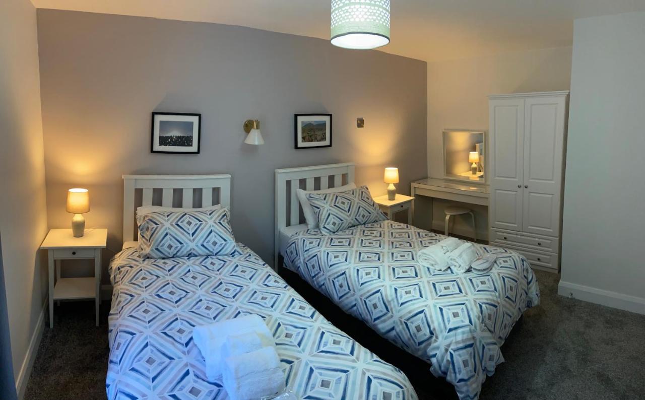 Causeway Coast Apartments Cora Marine Ballycastle Bagian luar foto