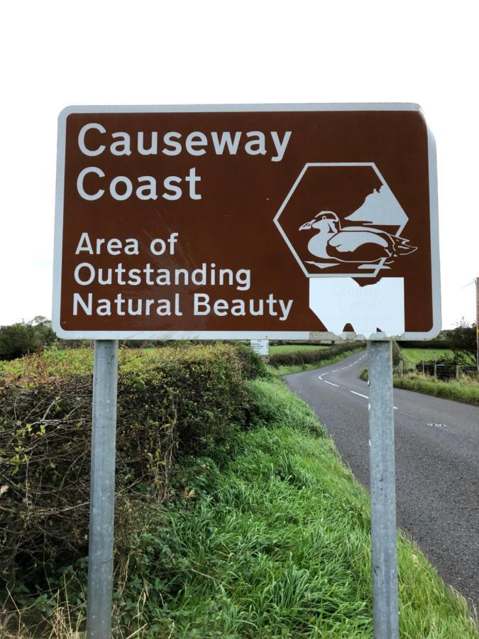 Causeway Coast Apartments Cora Marine Ballycastle Bagian luar foto